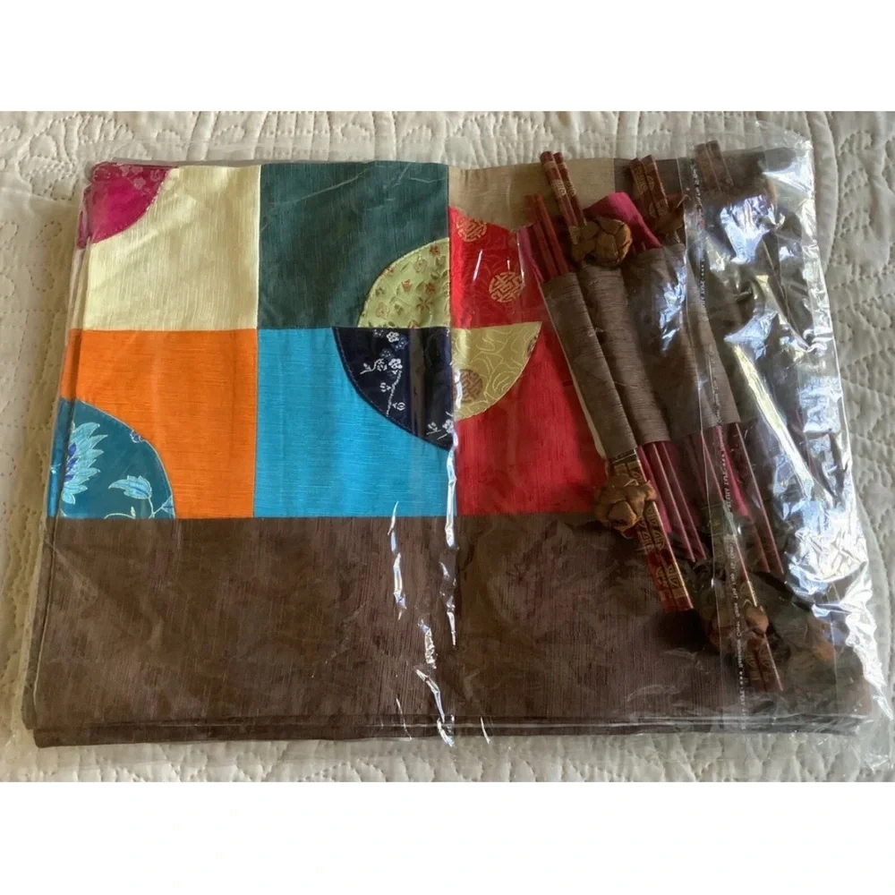 NWT Elegant Oriental Silk Placemats, Napkin and Chopsticks - set of 6